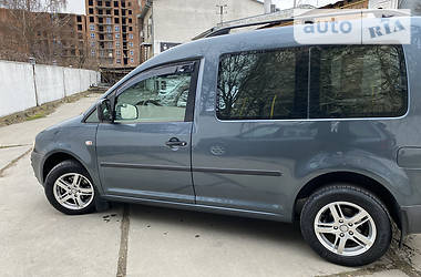 Минивэн Volkswagen Caddy 2008 в Черновцах