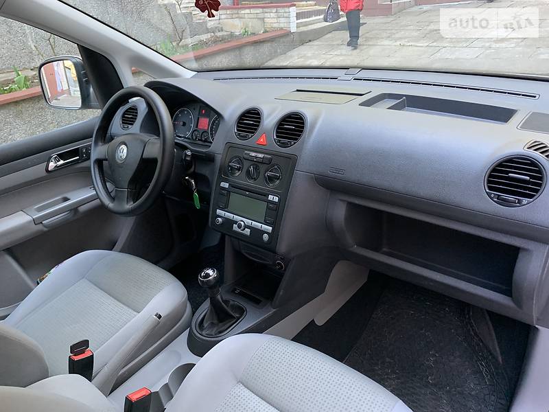 Мінівен Volkswagen Caddy 2008 в Чернівцях