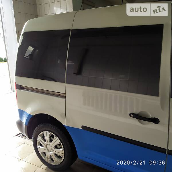 Вантажопасажирський фургон Volkswagen Caddy 2008 в Звенигородці фото 5 Вантажопасажирський фургон Volkswagen Caddy 2008 в Звенигородці