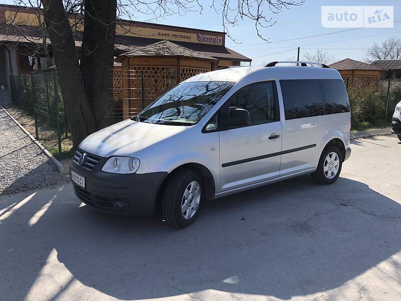 Седан Volkswagen Caddy 2006 в 