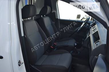 Грузопассажирский фургон Volkswagen Caddy 2016 в Хмельницком