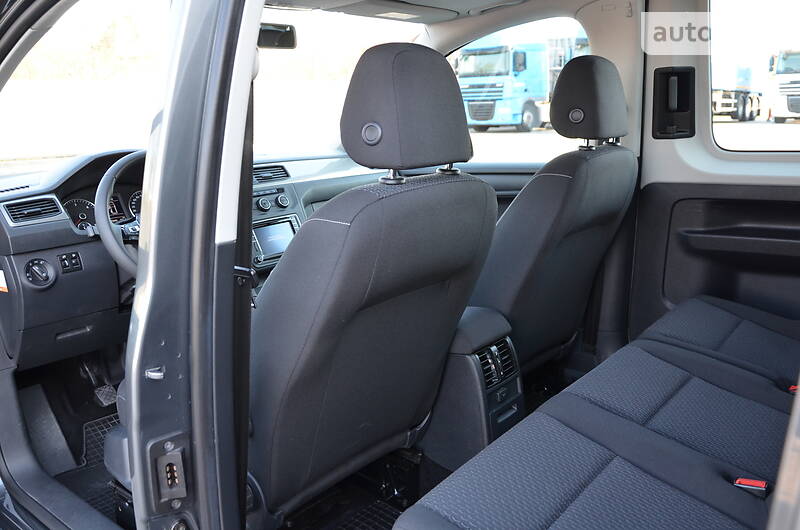 Мінівен Volkswagen Caddy 2016 в Луцьку