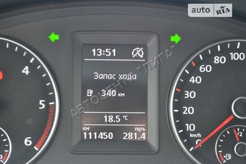 Вантажопасажирський фургон Volkswagen Caddy 2015 в Хмельницькому