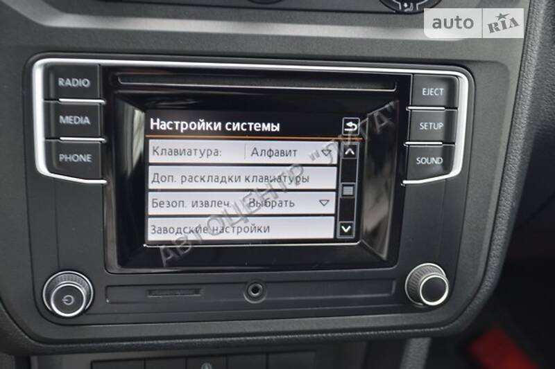 Вантажопасажирський фургон Volkswagen Caddy 2015 в Хмельницькому