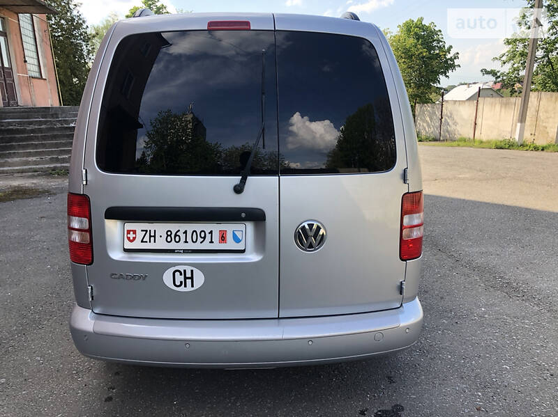 Мінівен Volkswagen Caddy 2013 в Львові