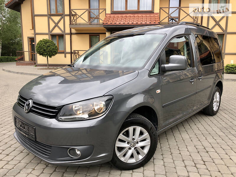 Мінівен Volkswagen Caddy 2012 в Луцьку