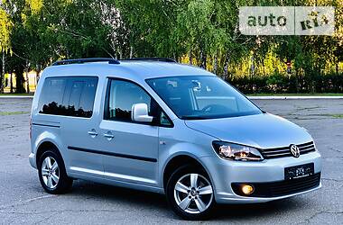 Мінівен Volkswagen Caddy 2014 в 