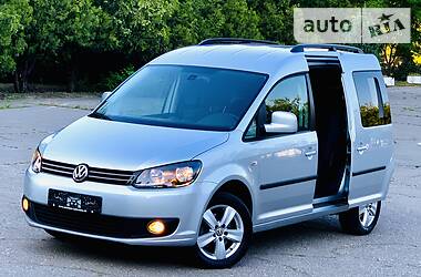 Мінівен Volkswagen Caddy 2014 в 
