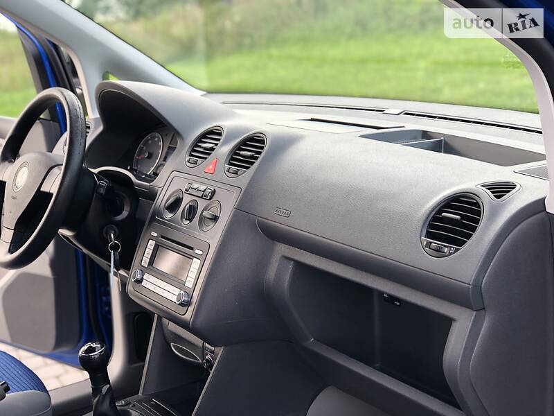 Вантажопасажирський фургон Volkswagen Caddy 2007 в Дрогобичі фото 106 Вантажопасажирський фургон Volkswagen Caddy 2007 в Дрогобичі