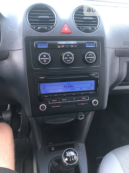 Універсал Volkswagen Caddy 2010 в Костопілі фото 12 Універсал Volkswagen Caddy 2010 в Костопілі