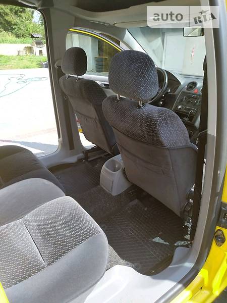 Мінівен Volkswagen Caddy 2005 в Львові фото 9 Мінівен Volkswagen Caddy 2005 в Львові
