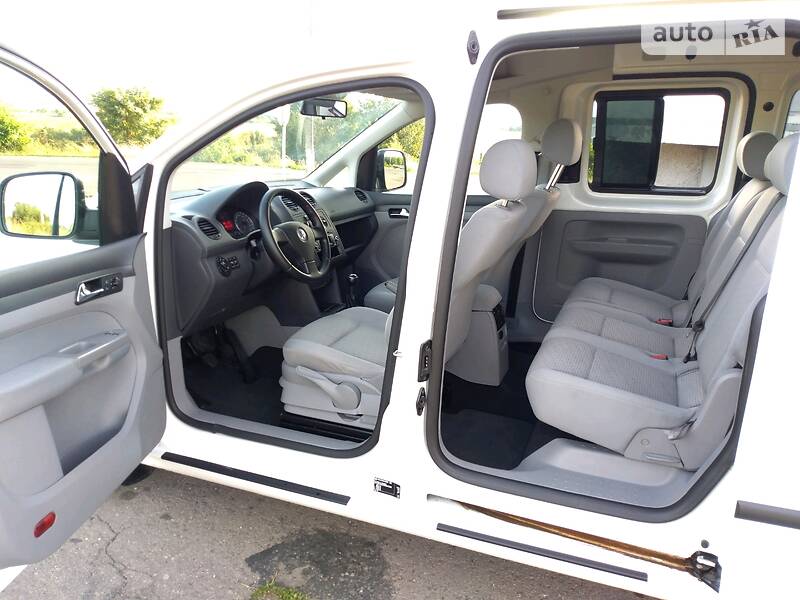 Мінівен Volkswagen Caddy 2008 в Дрогобичі
