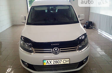 Вантажопасажирський фургон Volkswagen Caddy 2014 в Ізюмі