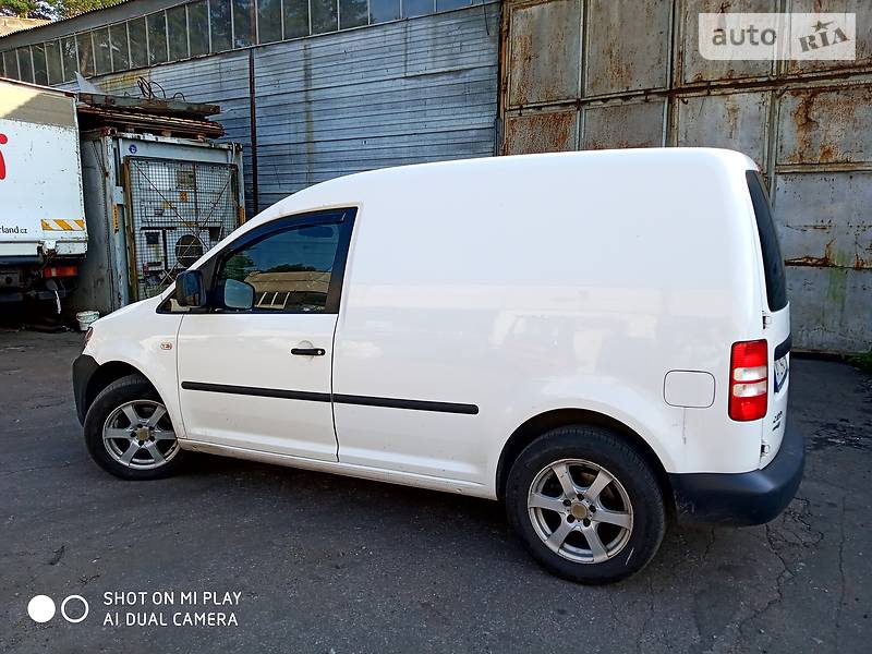 Универсал Volkswagen Caddy 2011 в Киеве