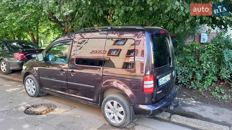 Минивэн Volkswagen Caddy 2013 в Черновцах