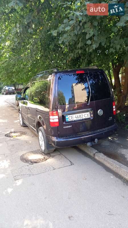Минивэн Volkswagen Caddy 2013 в Черновцах