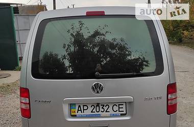 Минивэн Volkswagen Caddy 2013 в Запорожье