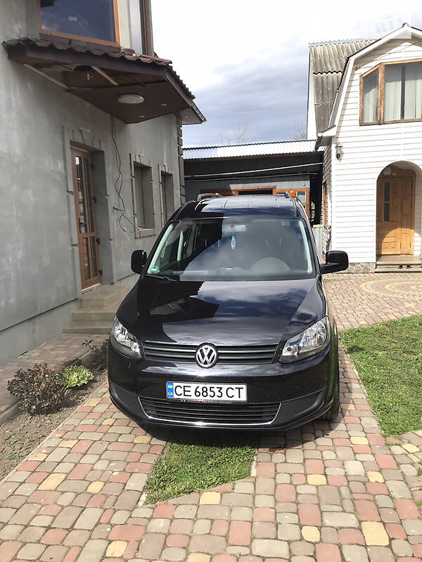 Мінівен Volkswagen Caddy 2014 в Чернівцях