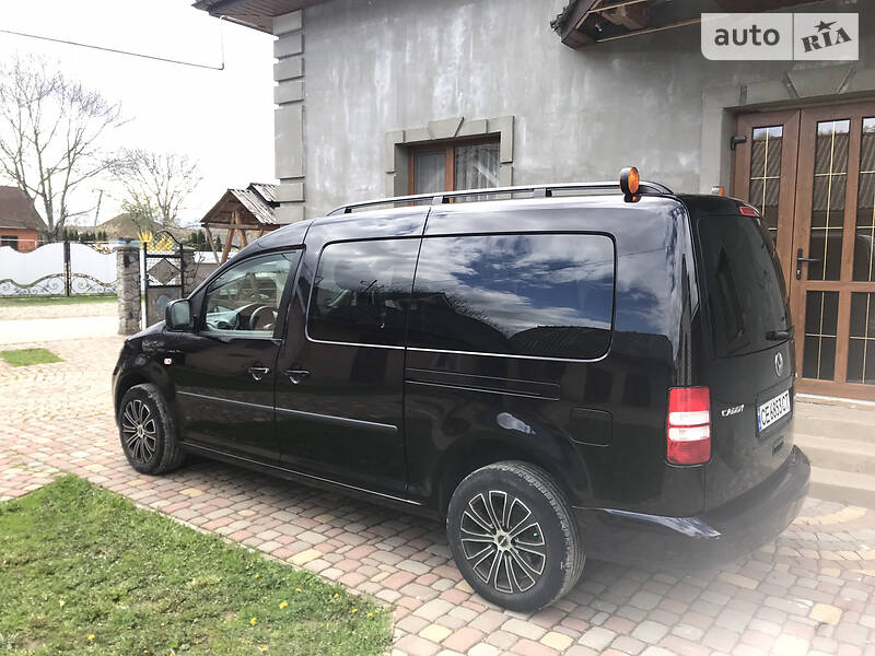 Мінівен Volkswagen Caddy 2014 в Чернівцях