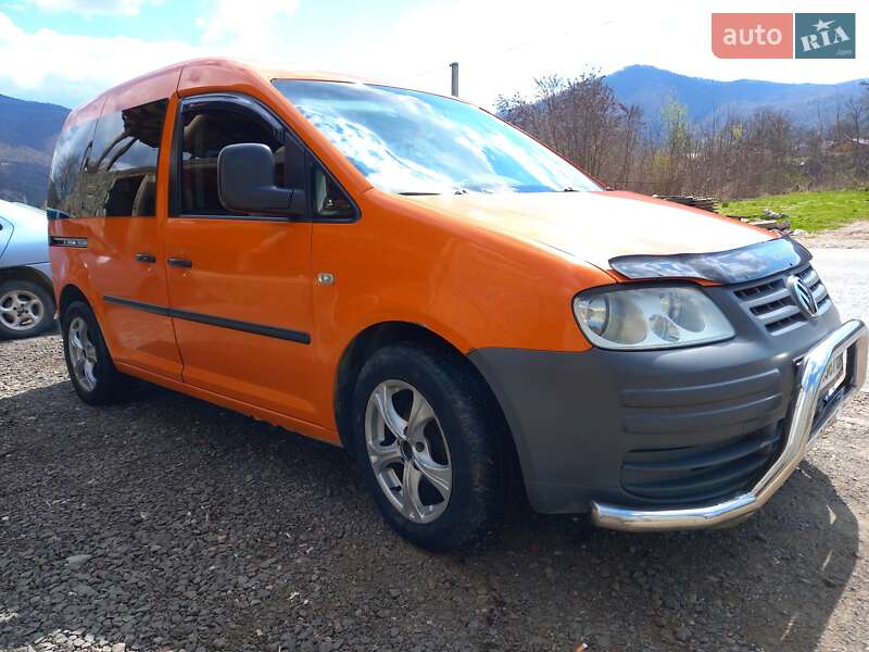 Минивэн Volkswagen Caddy 2005 в Рахове