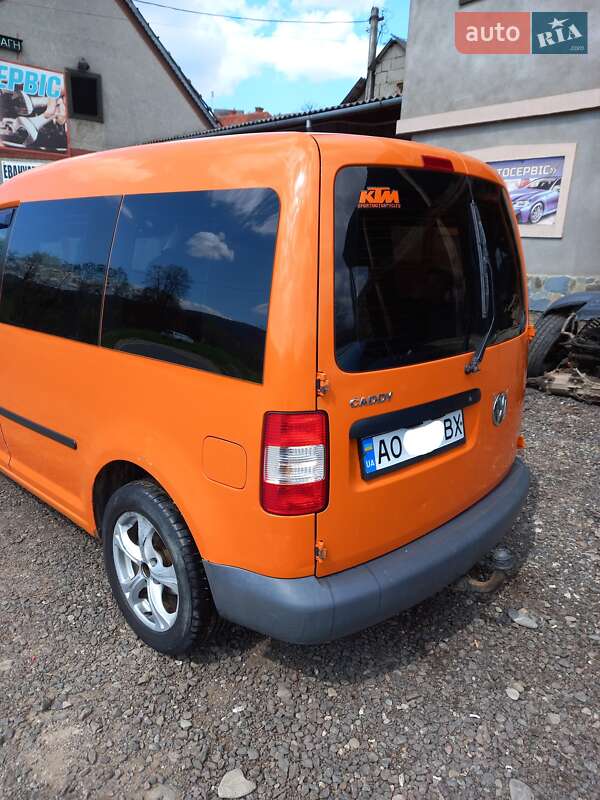 Минивэн Volkswagen Caddy 2005 в Рахове