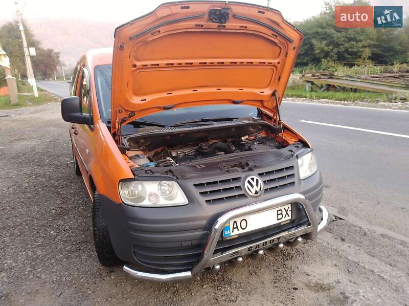 Минивэн Volkswagen Caddy 2005 в Рахове