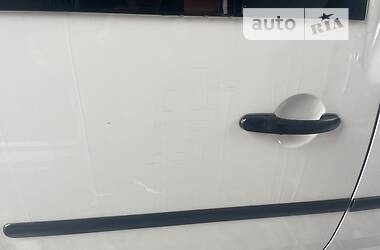 Мінівен Volkswagen Caddy 2011 в 