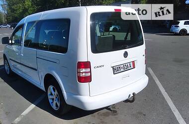 Минивэн Volkswagen Caddy 2010 в Виннице