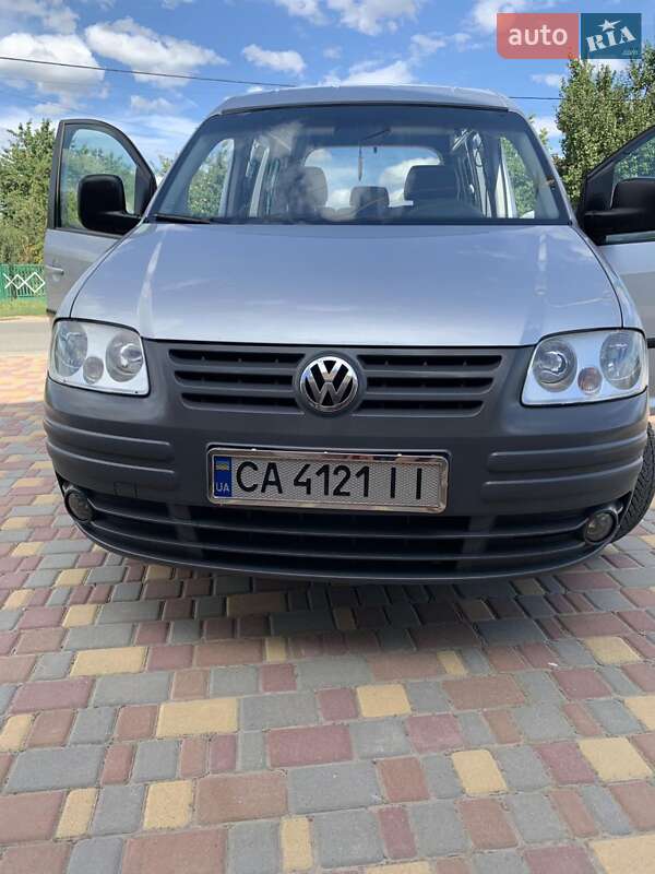 Мінівен Volkswagen Caddy 2005 в Новоархангельську