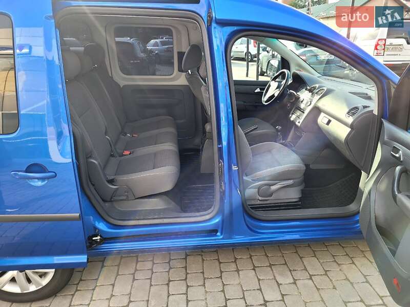 Универсал Volkswagen Caddy 2011 в Львове