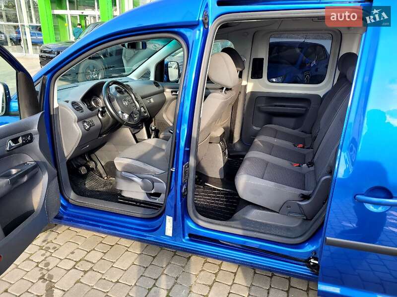 Универсал Volkswagen Caddy 2011 в Львове