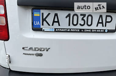 Минивэн Volkswagen Caddy 2011 в Киеве