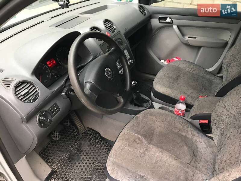 Мінівен Volkswagen Caddy 2006 в Запоріжжі