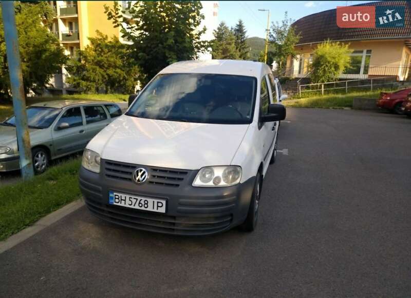 Хетчбек Volkswagen Caddy 2010 в Овідіополі