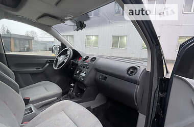 Минивэн Volkswagen Caddy 2010 в Киеве