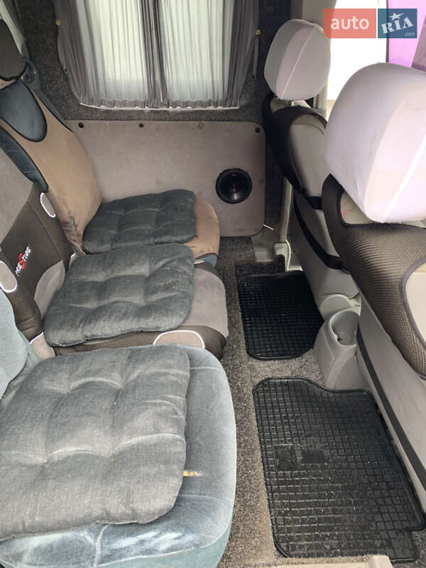 Минивэн Volkswagen Caddy 2006 в Черновцах