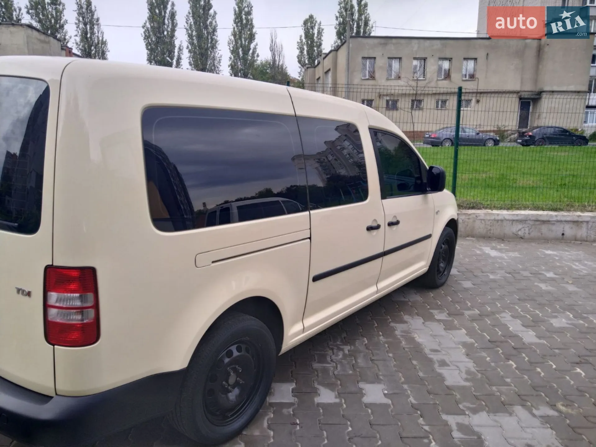 2011 Volkswagen Caddy - мініатюра 4