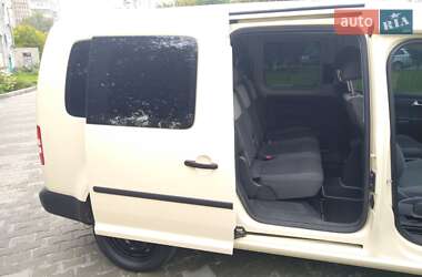 Минивэн Volkswagen Caddy 2011 в 
