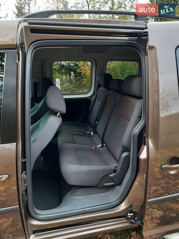 Мінівен Volkswagen Caddy 2011 в Вижниці