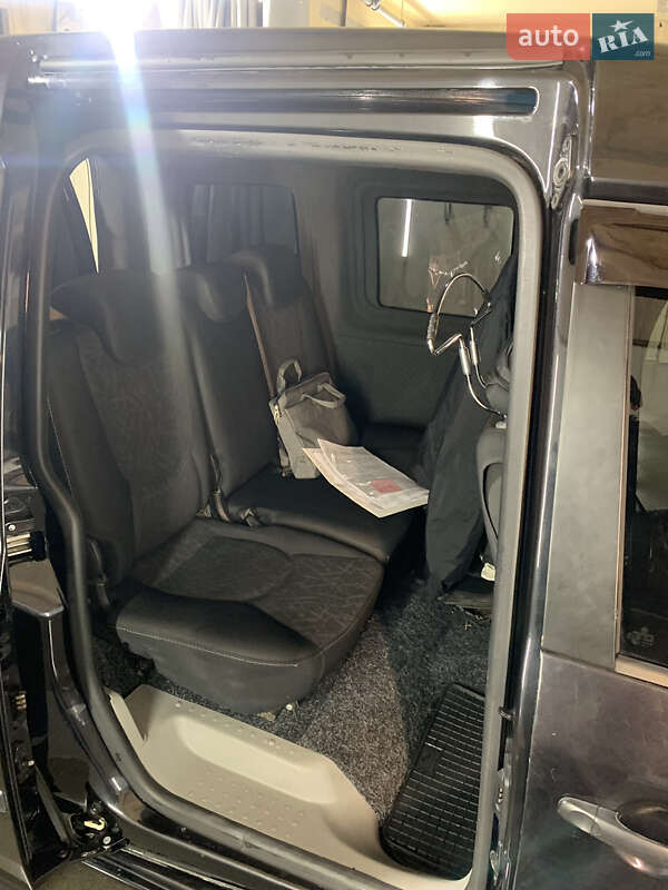 Минивэн Volkswagen Caddy 2008 в Днепре