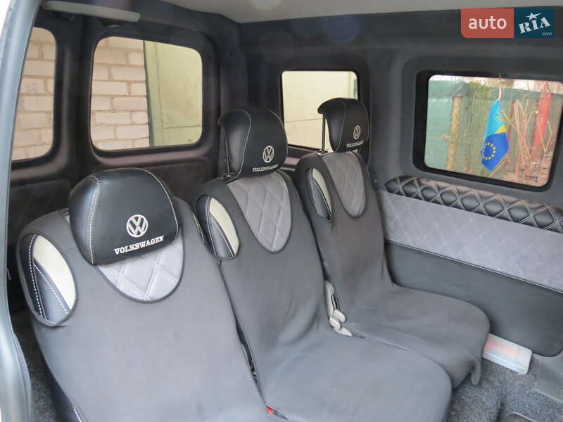 Минивэн Volkswagen Caddy 2011 в Житомире