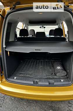 Минивэн Volkswagen Caddy 2018 в 