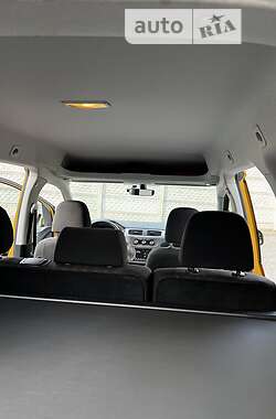 Минивэн Volkswagen Caddy 2018 в 