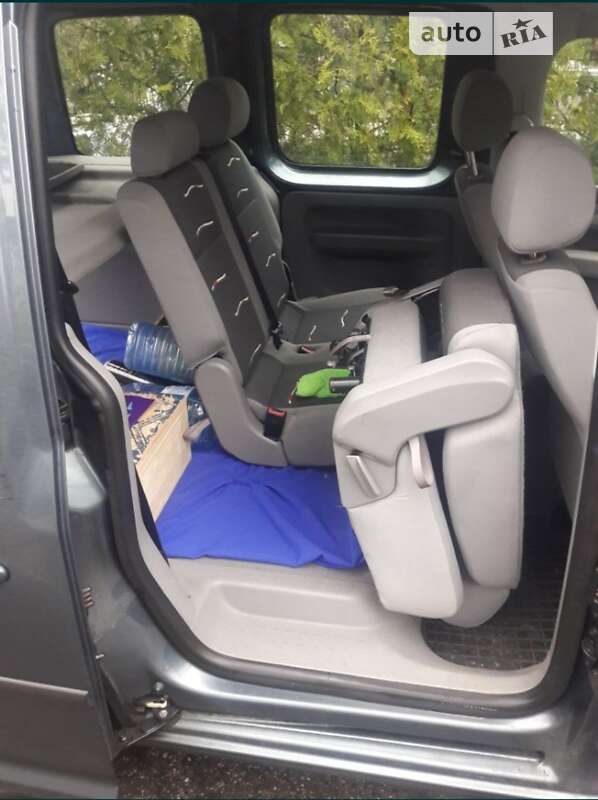 Минивэн Volkswagen Caddy 2007 в Киеве фото 10 Минивэн Volkswagen Caddy 2007 в Киеве