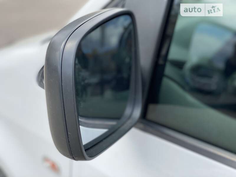 Минивэн Volkswagen Caddy 2010 в Ровно