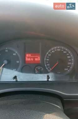 Минивэн Volkswagen Caddy 2010 в 