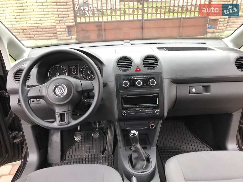 Минивэн Volkswagen Caddy 2014 в Луцке