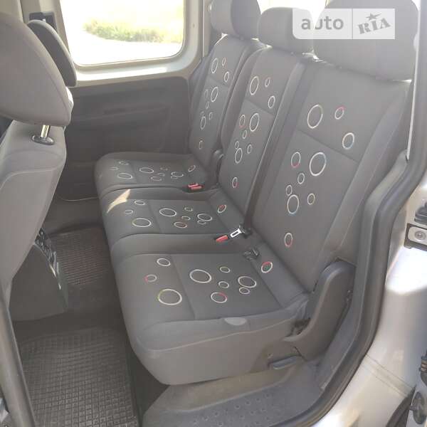 Минивэн Volkswagen Caddy 2011 в Березному фото 5 Минивэн Volkswagen Caddy 2011 в Березному