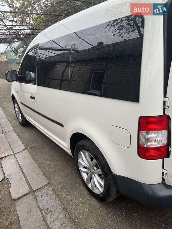 Минивэн Volkswagen Caddy 2007 в Сумах