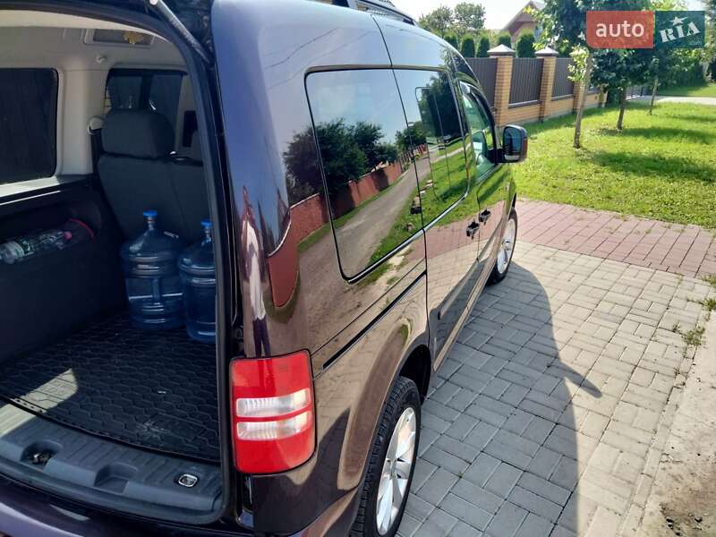 Минивэн Volkswagen Caddy 2011 в Луцке